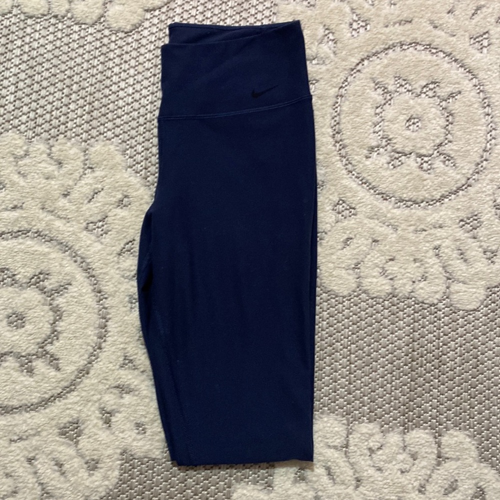 Nike Dri-Fit Legend Legging